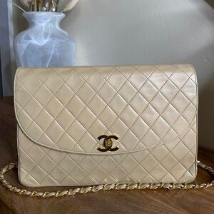 Auth CHANEL Beige Single Flap Shoulder Chain Bag 24k Gold Quilted Lambskin EUC